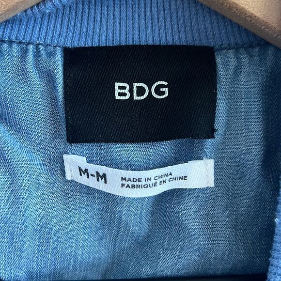 Urban Outfitters BDG Lyocell Front Zip Bomber Style Chambray Jacket Medium - Picture 3 of 6